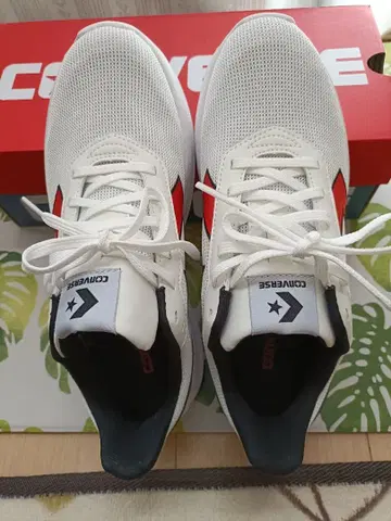 Converse 화이트/레드 스니커즈