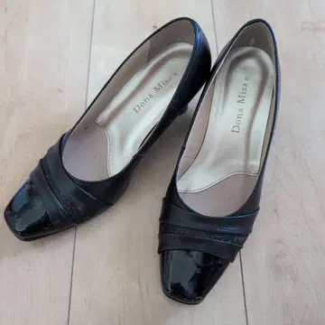 Dona Miss 블랙 하이힐 펌프스 EEE