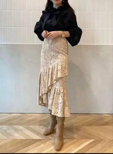 에이미 이스트 월 eimy istoire 몰 레이스 머메이드 스커트