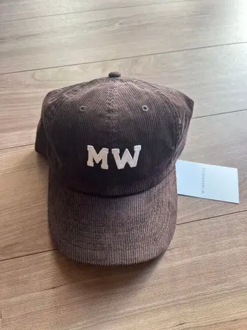 새상품 택 포함 MYWEAKNESS 브라운 야구 모자 토모사카 리에