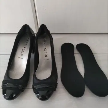 ANNE KLEIN 블랙 하이힐 펌프스