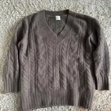 Spick & Span 브라운 V넥 스웨터