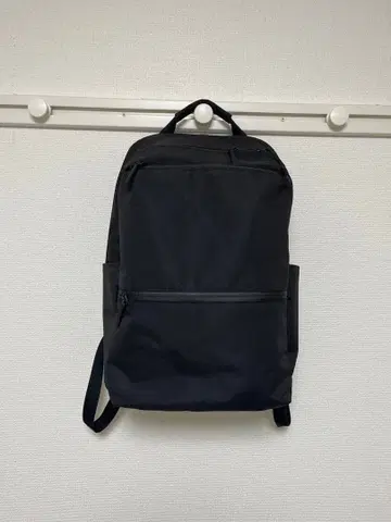 유니클로 팬셔널 백팩 블랙