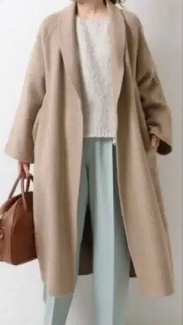 스픽 앤 스팬 숄카라 리버 코트