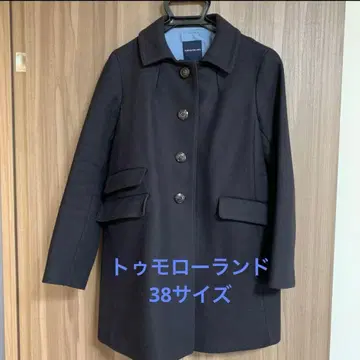 새상품급 투모로우랜드 코트