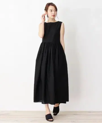 볼륨 플레어 원피스