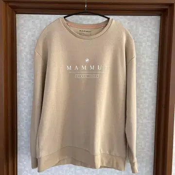 MAMMUT 여성용 베이지 트레이닝복