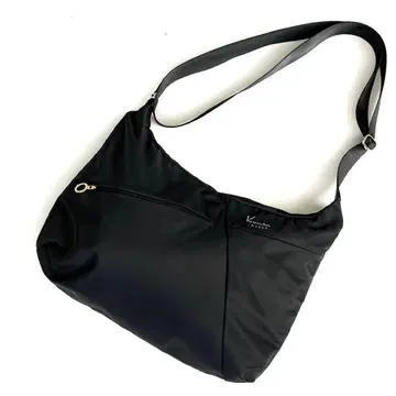 Kanana Project 블랙 숄더백