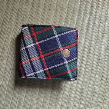 타탄 체크 3단 폴더형 지갑