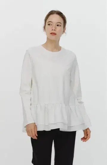 yori 새상품급  헤임 더블 플레어 블라우스 36