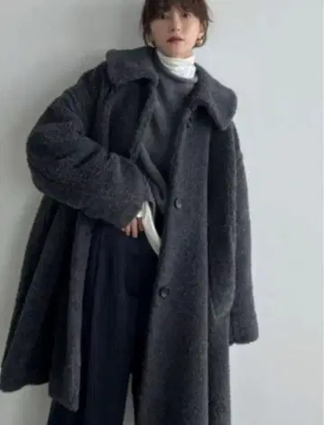 CLANE 클라네 볼륨 플레어 보아 코트