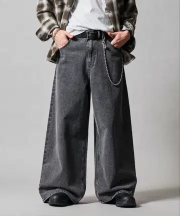 와이드 플레어 실루엣 데님 팬츠 [ 한정판 전개 ]