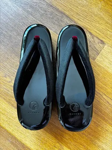 카페 조리 블랙 L 사이즈 히시야 x KAPUKI 통굽 조리