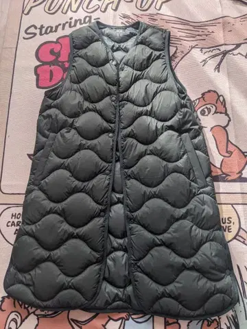 유니클로 울트라 라이트 다운 블랙 롱 베스트 S 사이즈