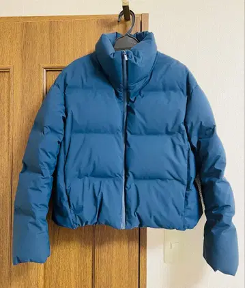 UNIQLO 유니클로 심리스 다운 숏 자켓 네이비 M 사이즈