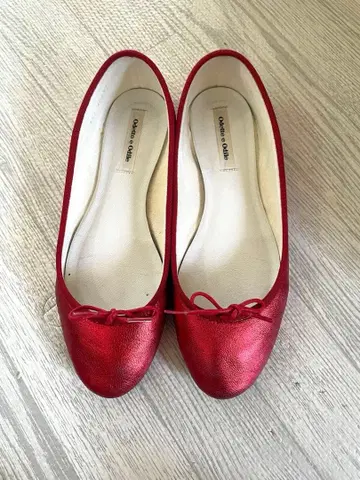 Odette e Odile 빨간색 플랫슈즈 23cm