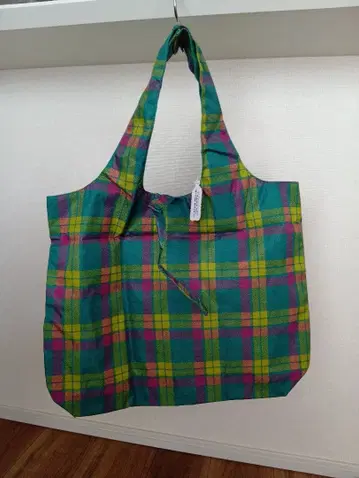 이세탄 오리지널 컴팩트 백