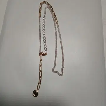 이아파피요네 투톤 컬러 체인 목걸이