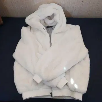 아즐 화이트 곰 같은 후드 부착 겉옷