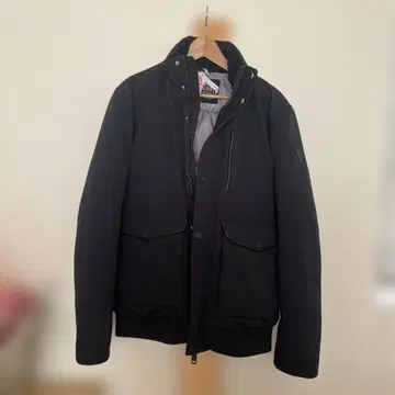 GUESS 남성용 블랙 점퍼 자켓 L 사이즈