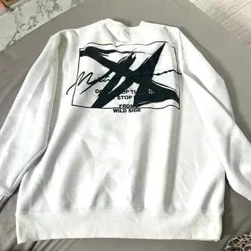 아사쿠라 미쿠루 트레이닝복 화이트 M 사이즈 중고