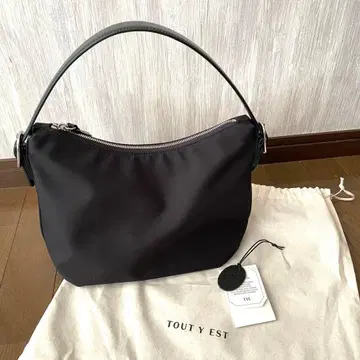 TOUT Y EST 카노 토와루 스몰 백