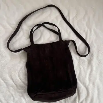 몰페 다크 브라운 스웨이드 숄더백