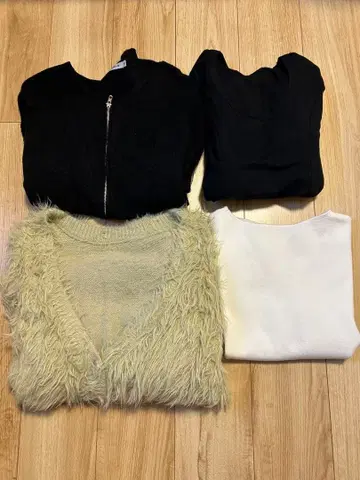 여성 의류 묶음 판매 봄/여름/가을/겨울 코디 4점 고급