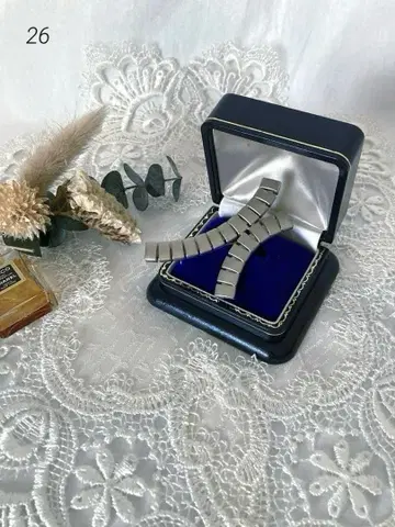 실버 빈티지 아치 디자인 크로스 브로치