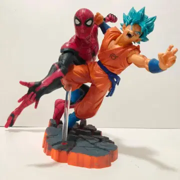 스파이더맨 & 드래곤볼 합체 피규어 억지로 맞춰 보았습니다