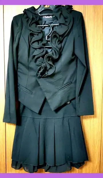 프릴 달린 다크 그레이 셋업 송년회 졸업식