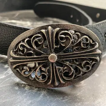 크로스 스터드 벨트 소가죽 블랙