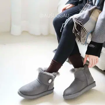 스와로브스키 장식 그레이 스웨이드 어그 부츠 25cm