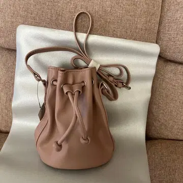 복조리형 숄더백