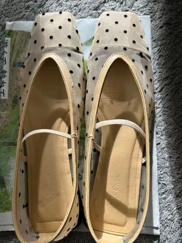 미라 오웬] 스퀘어토 튤 도트 발레 슈즈