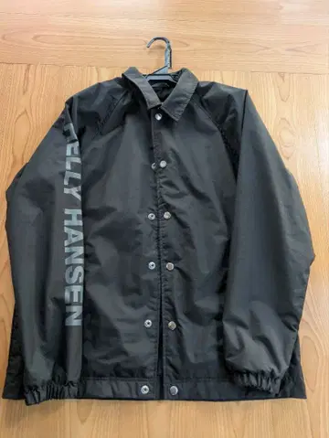 HELLY HANSEN 블랙 자켓