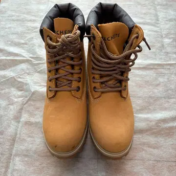 SKECHERS 방수 베이지 워크 부츠