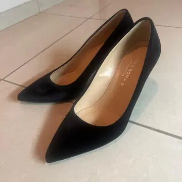 코르소 로마 노베 힐 펌프스 벨로아 블랙 힐 약 7cm 36 사이즈