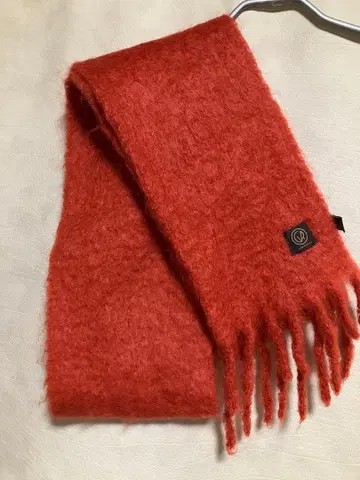 MANTAS EZCARAY 맨타스 에스카레이 모헤어 머플러 오렌지