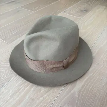 더 팻 해터 파토 해타 비버 햇 새틴 내부