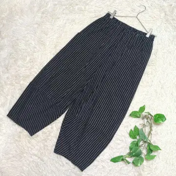 [ TRUBE ] 벌룬 팬츠 변형 디자인 스트라이프 패턴 넉넉한 편안함