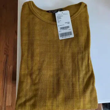 Brooks Brothers 머스타드색 7부 소매 T셔츠 XS