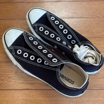 컨버스 블랙 로우컷 스니커즈