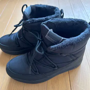 CONVERSE 퍼 포함 하이컷 부츠 블랙