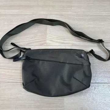 THE NORTH FACE 숄더백 카키