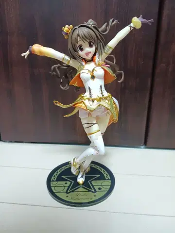 시마무라 우즈키 피규어