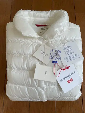 유니클로 + 이네스 울트라 라이트 다운 자켓 화이트 S 미사용품