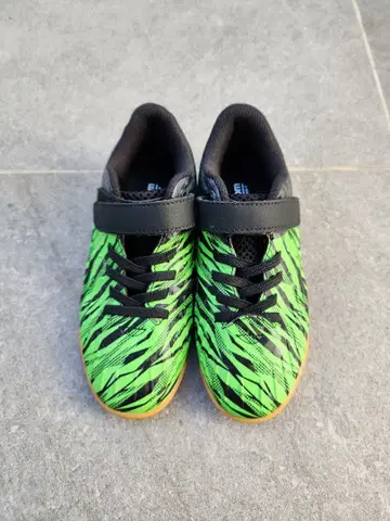 [ 새상품급 ] 축구 실내 신발 20cm