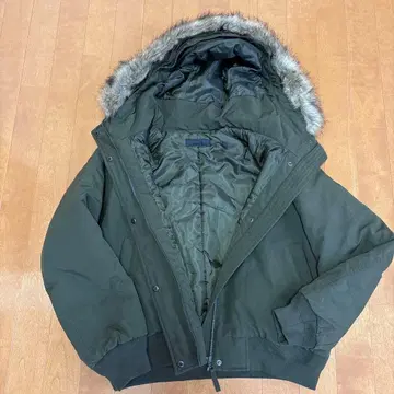 UNIQLO 패디드 후디드 립 블루종