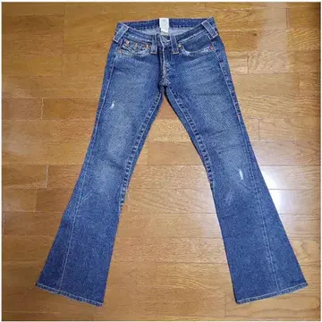 TRUE RELIGION [트루 릴리전] 데미지 플레어 데님